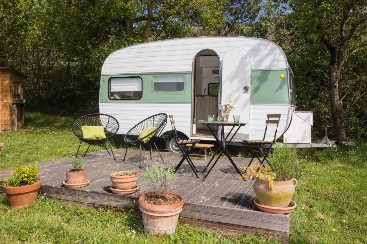 Ma Caravane Dans Les Collines Villeneuve-la-Comptal Esterno foto